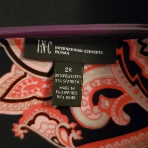 INC size 2X Elegant Black Pink Gray and Red Paisley Dress NWT - Picture 3 of 5